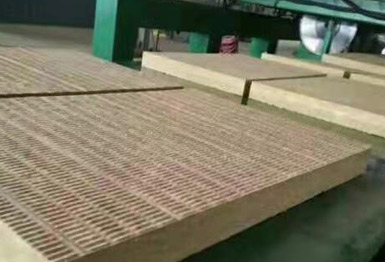<b>赤峰巖棉板廠帶大家了解防火巖棉板小知識</b>